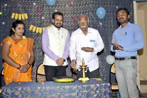 ಇಂದಿನ ವಿದ್ಯಾರ್ಥಿಗಳು ಆಧುನಿಕ ಶೈಲಿಗೆ ಮಾರು ಹೋಗಿದ್ದಾರೆ: ಪ್ರೊ. ಬಿ.ತಿಪ್ಪೇರುದ್ರಪ್ಪ